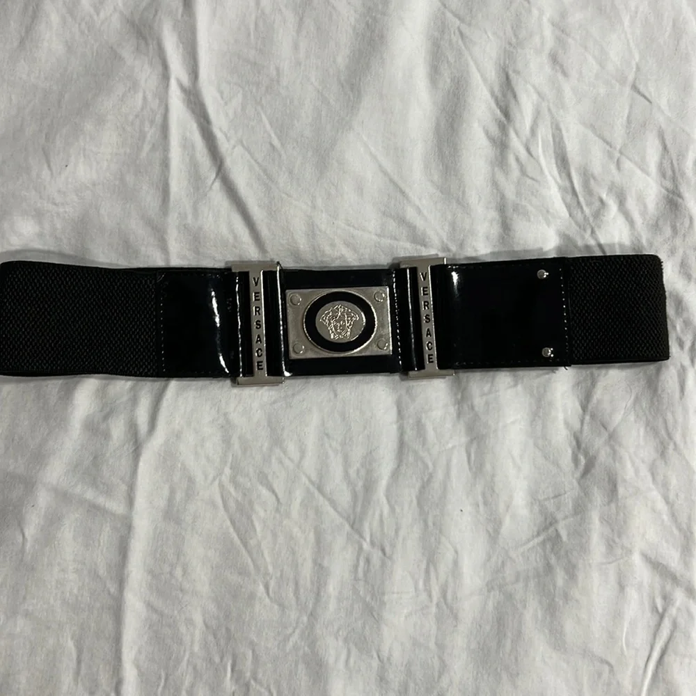 Women’s versace belt - Picture 1 of 3